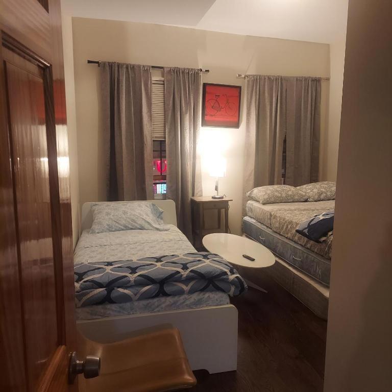 Double Queen Room 6 Minutes Walk To Penn Station Nyc Ewr Jersey City Ngoại thất bức ảnh